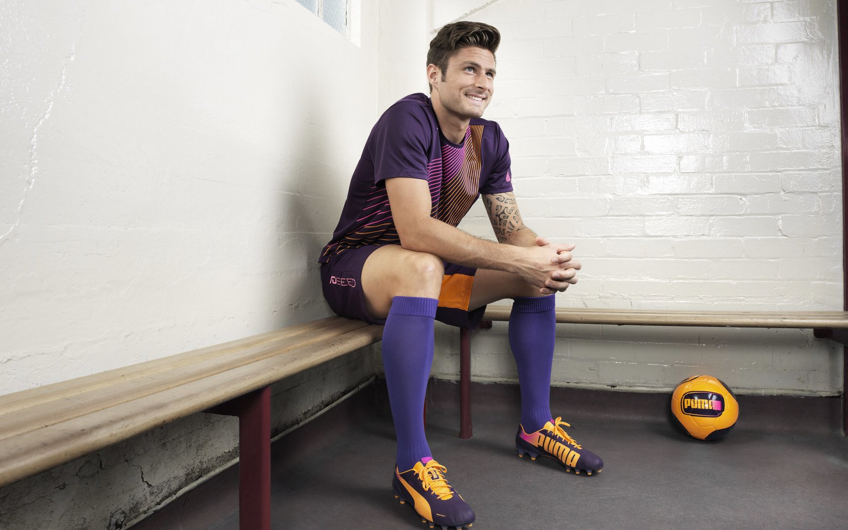 意甲长传撕裂:瞬间破门令人沸腾,意甲连冠